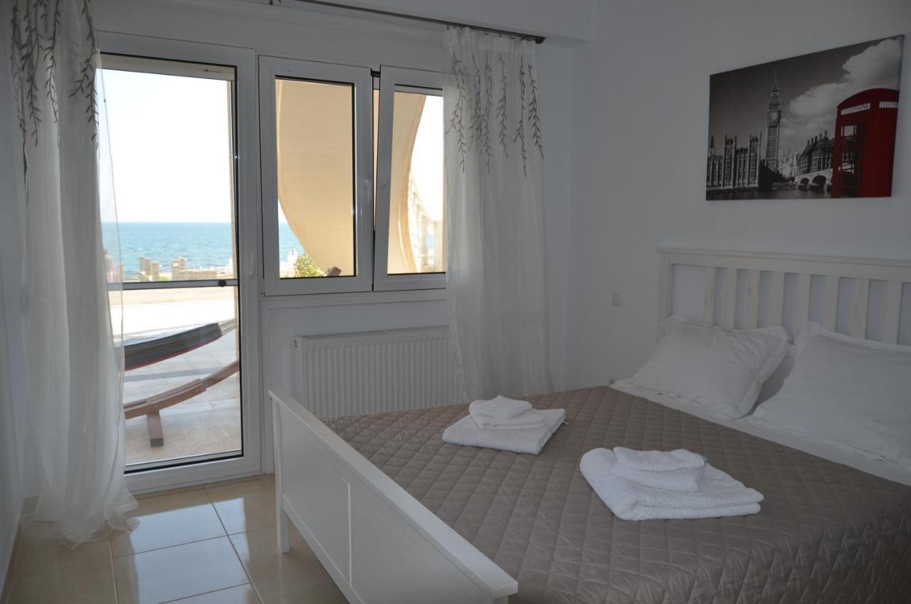 Villa Dimitri - Seaview Apartment Александруполис Екстериор снимка